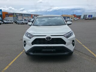 2020 Toyota RAV4 V (XA50), белый, 3250000 рублей, вид 2