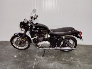 2022 Triumph Bonneville T120, чёрный, 1019000 рублей, вид 4