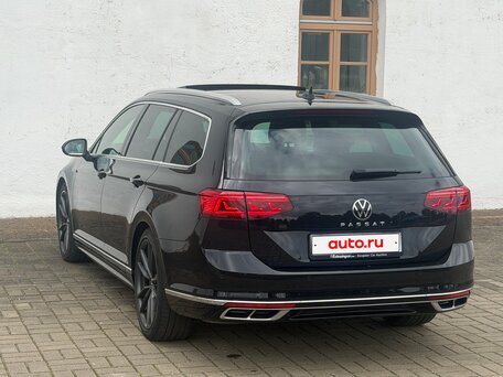 2022 Volkswagen Passat B8 Рестайлинг, чёрный, 2100000 рублей, вид 3