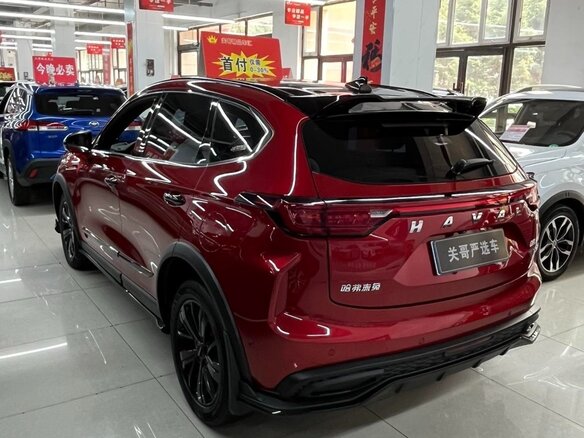 2022 Haval Chitu, красный, 1045000 рублей - вид 4