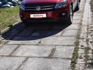 2013 Volkswagen Tiguan I Рестайлинг, красный, 2550000 рублей, вид 3