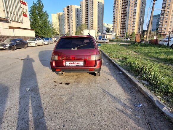 2004 Lada (ВАЗ) 2111 21112, красный, 240000 рублей - вид 4