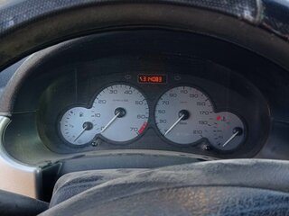 2004 Citroen Berlingo I Рестайлинг, красный, 270000 рублей, вид 5