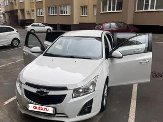 2013 Chevrolet Cruze I Рестайлинг, белый, 880000 рублей, вид 2