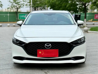 2023 Mazda 3 IV (BP), белый, 1650275 рублей, вид 2