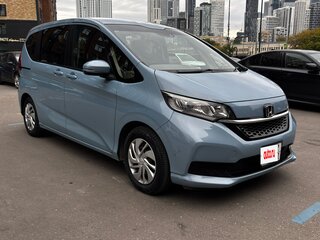 2020 Honda Freed II Рестайлинг, серый, 1500000 рублей, вид 5
