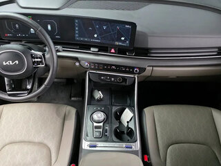 2024 Kia Carnival IV Рестайлинг, серебристый, 5780000 рублей, вид 5