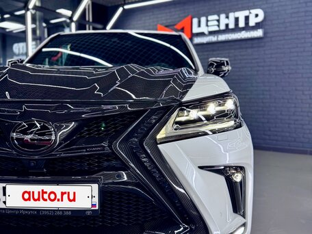 2019 Lexus LX 570 III Рестайлинг 2, белый, 10790000 рублей, вид 5
