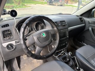 2012 Skoda Yeti I, серый, 750000 рублей, вид 5