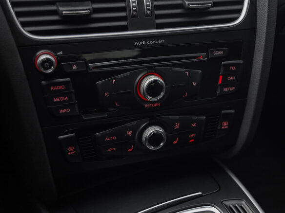 2013 Audi A4 IV (B8) Рестайлинг, чёрный - вид 15