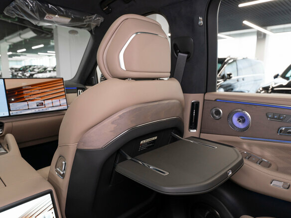 2026 Zeekr 8X 70 kWh, чёрный - вид 15