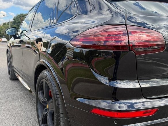 2015 Porsche Cayenne GTS II Рестайлинг (958), чёрный, 3777888 рублей - вид 19