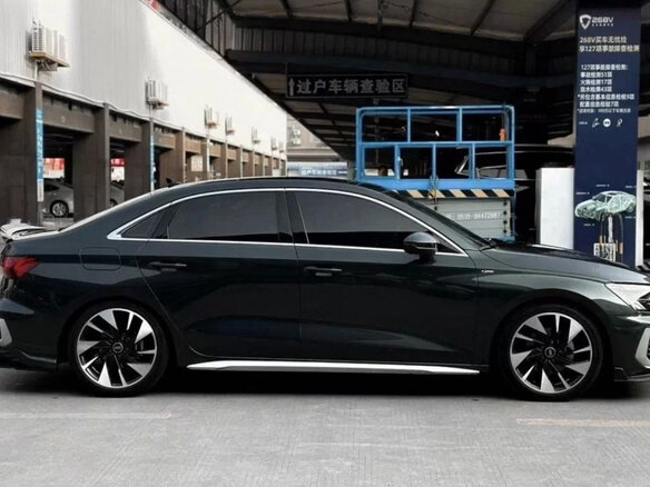 2023 Audi A3 35 TFSI Long IV (8Y), серый, 2120000 рублей - вид 2