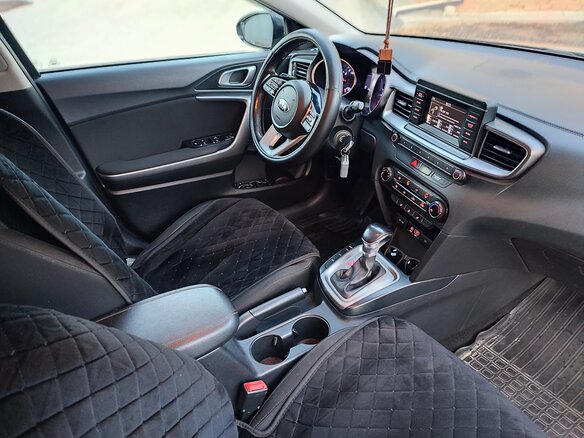 2019 Kia Ceed III, серый, 1570000 рублей - вид 4