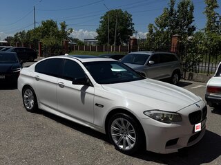 2012 BMW 5 серии 535i VI (F10/F11/F07), белый, 1300000 рублей, вид 4
