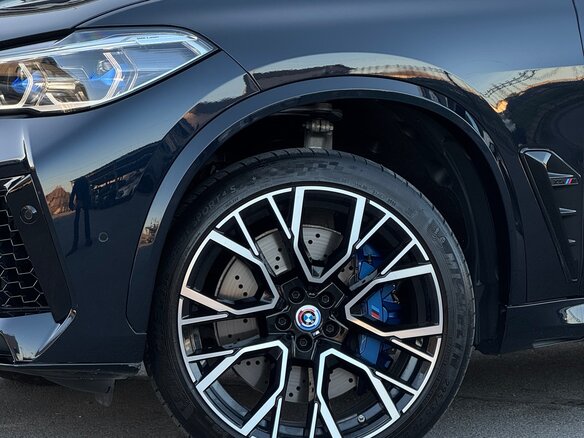 2022 BMW X5 M Competition III (F95), чёрный, 12000000 рублей - вид 13