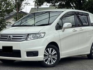2016 Honda Freed Spike I Рестайлинг 2, белый, 941000 рублей, вид 2