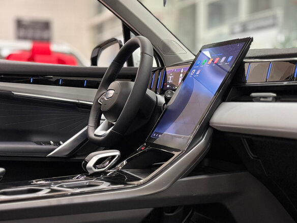 2026 Geely Atlas II, белый, 3449990 рублей - вид 17