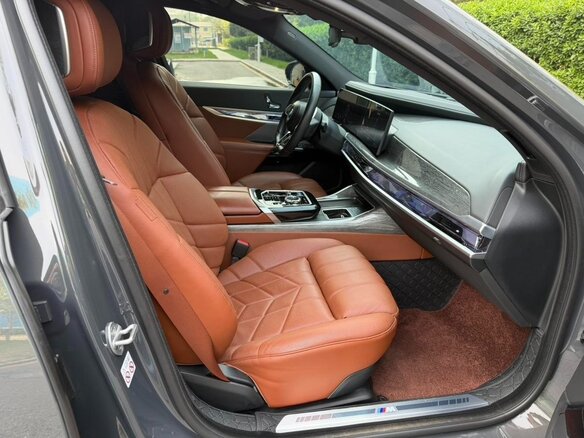 2023 BMW i7 eDrive50 I (G70), серый, 10293700 рублей - вид 12