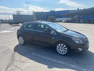 2011 Opel Astra J, чёрный, 650000 рублей, вид 3