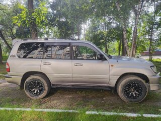 2001 Toyota Land Cruiser 100 Series, серый, 1300000 рублей, вид 2