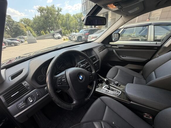 2014 BMW X3 20i xDrive II (F25) Рестайлинг, чёрный - вид 4