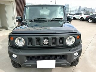 2023 Suzuki Jimny Sierra IV, чёрный, 1590000 рублей, вид 3