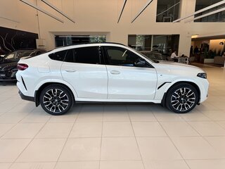 2024 BMW X6 40i III (G06) Рестайлинг, белый, 12500000 рублей, вид 5