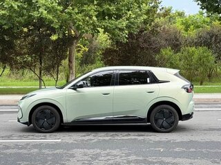 2026 Arcfox T1 42.3 kWh, зелёный, 1483000 рублей, вид 5