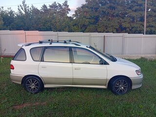 1995 Toyota Ipsum I (M10), белый, 500000 рублей, вид 3
