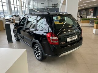 2026 Lada (ВАЗ) Granta Cross I Рестайлинг, чёрный, 1226000 рублей, вид 5
