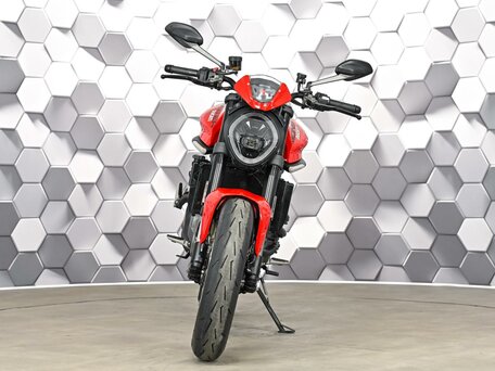 2021 Ducati Monster 937, красный, 819000 рублей, вид 5