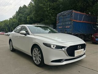 2026 Mazda 3 Axela IV (BP), белый, 1900000 рублей, вид 3