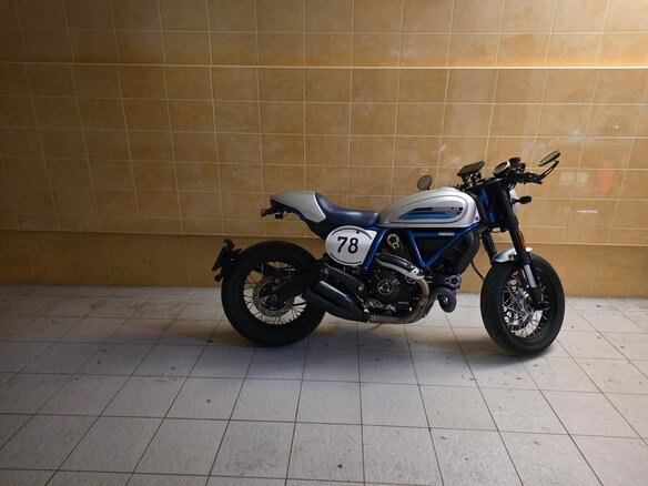 2020 Ducati Scrambler 800, серебристый, 832068 рублей - вид 5