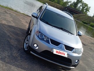 2008 Mitsubishi Outlander II, серебристый, 799000 рублей, вид 1