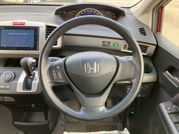 2015 Honda Freed I Рестайлинг 2, пурпурный, 880000 рублей - вид 11