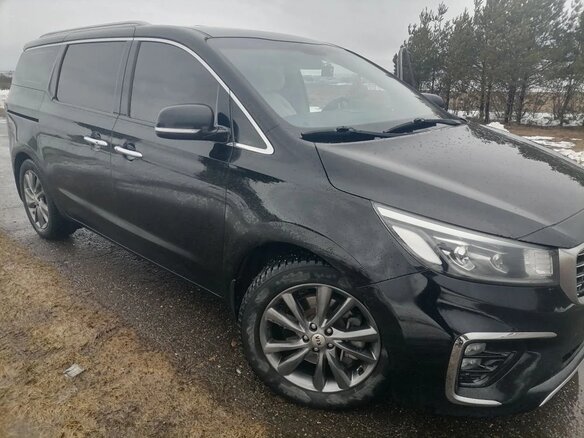 2018 Kia Carnival III, чёрный, 2750000 рублей