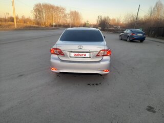 2013 Toyota Corolla X (E140, E150) Рестайлинг, серебристый, 845000 рублей, вид 5