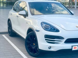 2011 Porsche Cayenne Diesel II (958), белый, 2100000 рублей, вид 3