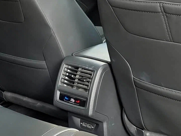 2023 Volkswagen Golf VIII, синий - вид 19