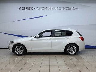 2018 BMW 1 серии 118i II (F20/F21) Рестайлинг 2, белый, 1690000 рублей, вид 2