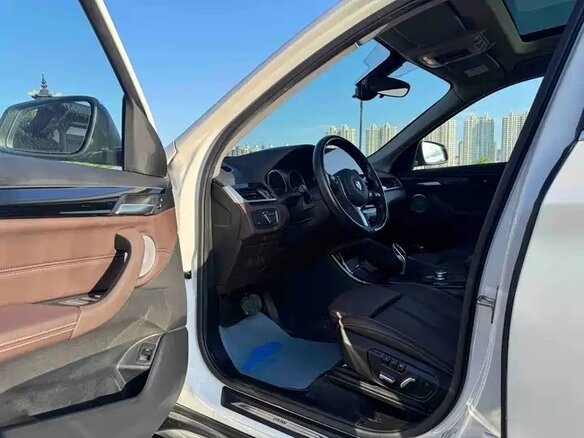 2022 BMW X1 Long 20Li sDrive II (F48) Рестайлинг, белый, 2365120 рублей - вид 6