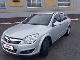 2013 Opel Astra H Рестайлинг, серебристый, 800000 рублей, вид 1