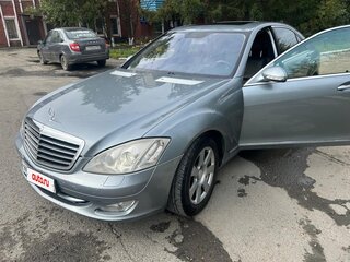 2008 Mercedes-Benz S-Класс 500 Long V (W221), серый, 1000000 рублей, вид 1
