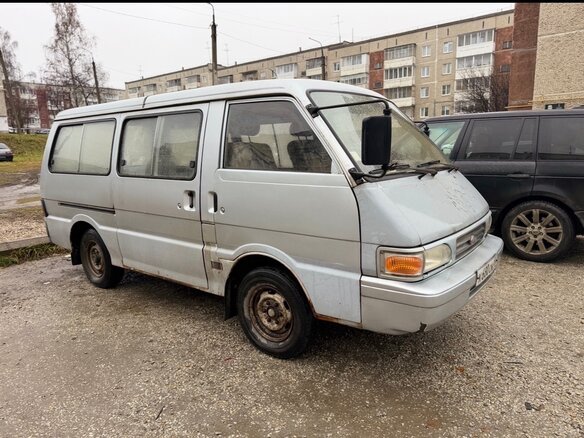 1996 Kia Besta, серебристый, 302000 рублей - вид 4