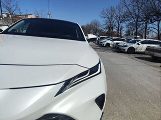 2022 Toyota Venza II, белый, 4950000 рублей, вид 4