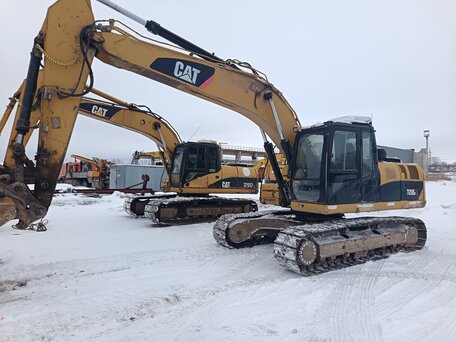 2012 Caterpillar 320, жёлтый, 3600000 рублей, вид 1