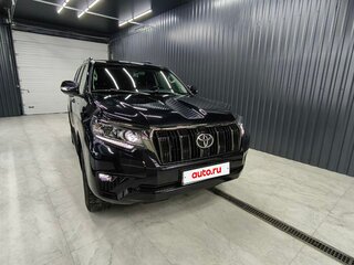 2021 Toyota Land Cruiser Prado 150 Series Рестайлинг 3, чёрный, 6800000 рублей, вид 1