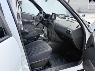 2023 Lada (ВАЗ) Niva Travel I, белый, 1280000 рублей, вид 2