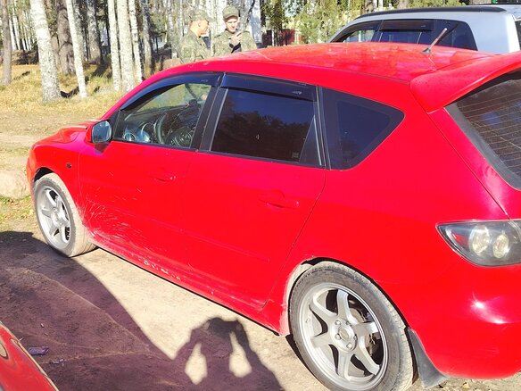 2007 Mazda 3 I (BK) Рестайлинг, красный, 350000 рублей - вид 5